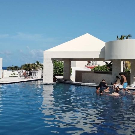 Beachaccess Hotelzone 3705 칸쿤 외부 사진